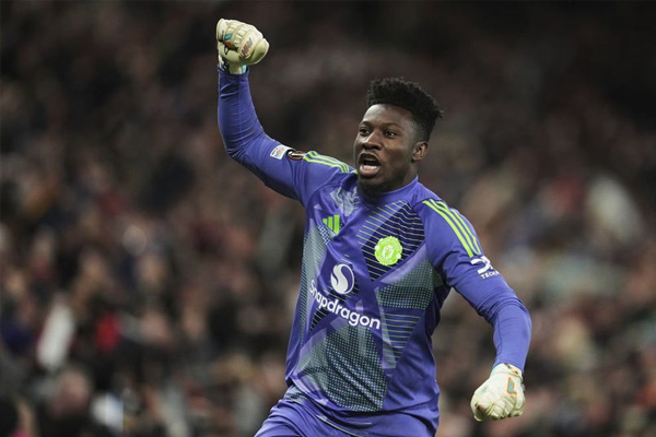 Andre Onana Cedera Hamstring dan Absen 8 Pekan: Manchester United Buru Kiper Baru di Bursa Transfer